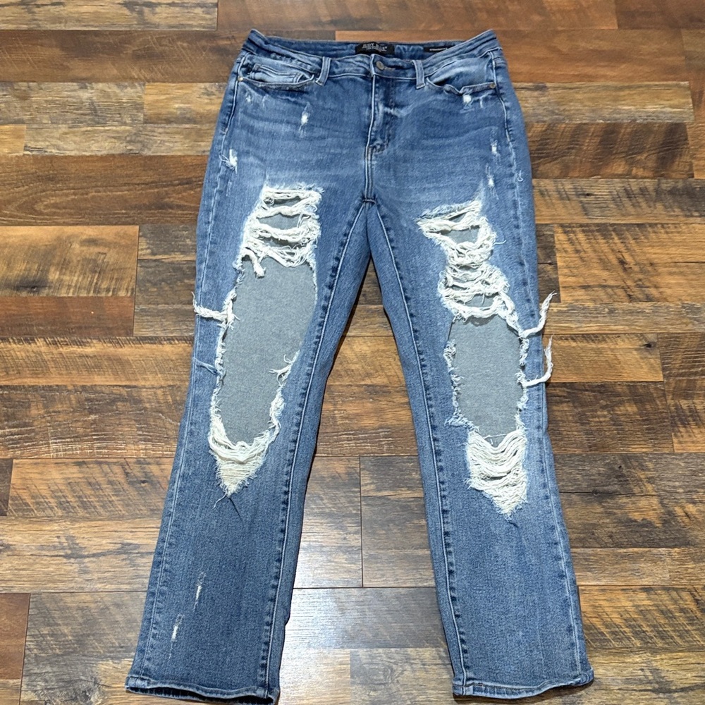 Judy Blue Distressed Straight Leg Jeans‎ - Blue